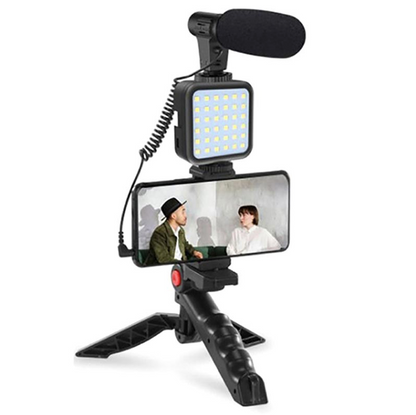 SET pentru VLOG-uri 4 în 1 – Microfon, Lampă LED, Trepied si Suport Telefon